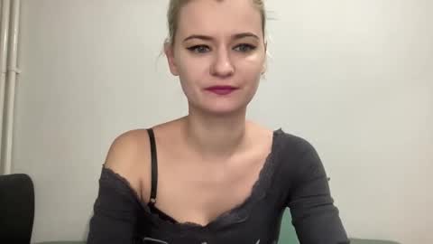 Onika online show from January 19, 2:21 pm