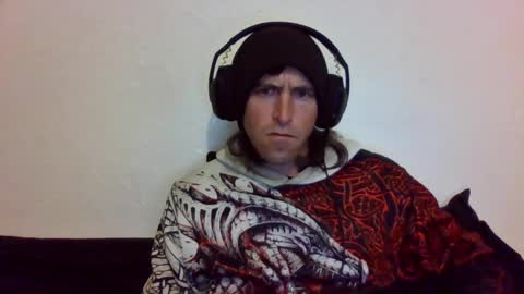 Snapshot of oniyoshiken chatting on April 6, 3:24 pm oniyoshiken online show from April 6, 3:24 pm