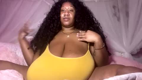 Snapshot of onlineerica chatting on January 12, 6:29 am onlineerica online show from January 12, 6:29 am