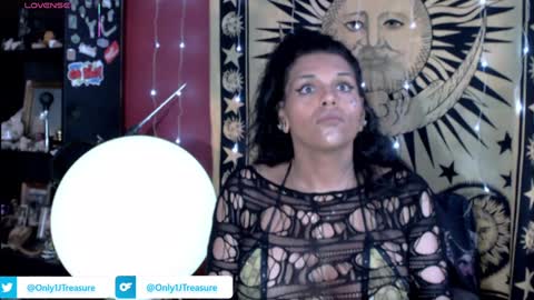 Snapshot of only1jtreasure chatting on January 27, 9:22 pm Only1JTreasure online show from January 27, 9:22 pm