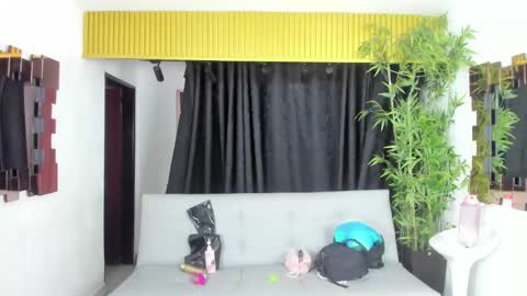 Aitana - Zara - Ariana online show from September 9, 12:48 pm