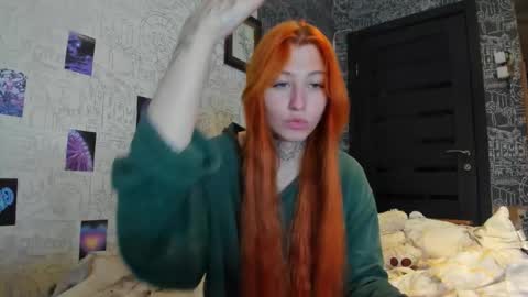 Snapshot of only_iva21 chatting on September 17, 4:08 pm Iva online show from September 17, 4:08 pm