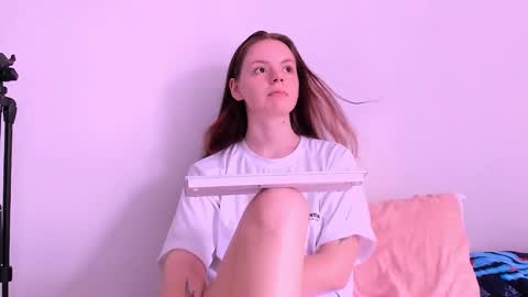 only_sarah1 online show from October 29, 9:27 pm