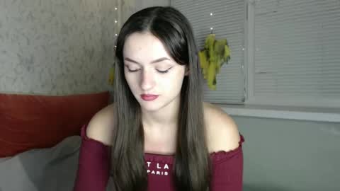Amalia online show from December 5, 7:06 pm