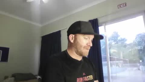 Snapshot of only_you754944 chatting on October 5, 4:22 am For me to know online show from October 5, 4:22 am