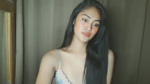 Snapshot of onlyjulia25 chatting on December 4, 7:06 am onlyjulia25 online show from December 4, 7:06 am