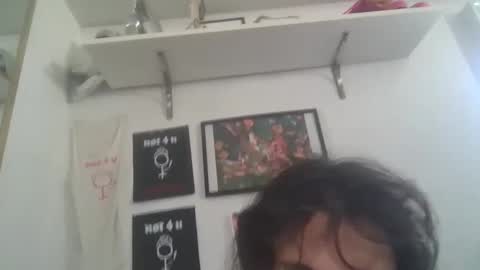 Snapshot of onlyroomies chatting on October 3, 4:59 pm onlyroomies online show from October 3, 4:59 pm