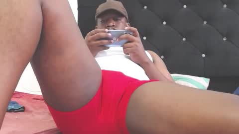 Latino hot online show from March 24, 6:46 pm