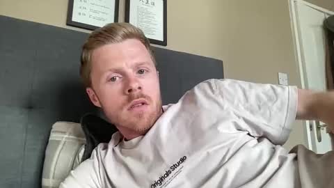 onnmyownface online show from June 8, 5:57 pm