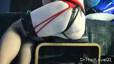 Snapshot of onthatlevel21 chatting on February 11, 11:04 am Tyrant King online show from February 11, 11:04 am