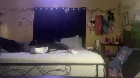 Snapshot of onyx_the_pupstar chatting on September 23, 7:17 pm Onyx online show from September 23, 7:17 pm