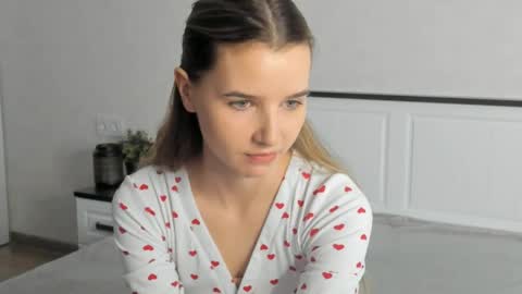 Snapshot of onyxvespera chatting on May 28, 8:00 am onyxvespera online show from May 28, 8:00 am