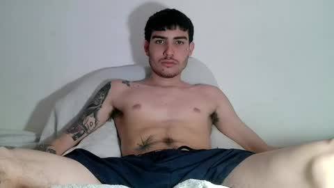 onzas_ online show from March 26, 7:41 pm