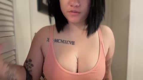 Miss Girly online show from May 17, 11:01 pm