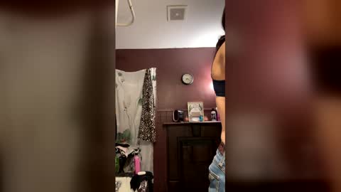 Jolene online show from February 5, 12:21 pm