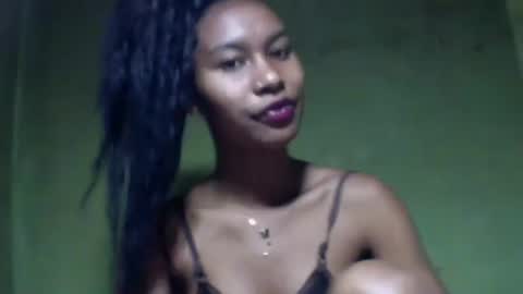 oolyette online show from September 17, 6:37 am