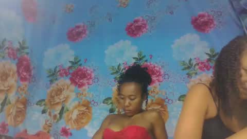 ooooranorosoa online show from June 4, 6:25 pm