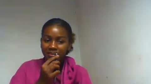 Snapshot of oooorazanasoa chatting on June 18, 9:58 am oooorazanasoa online show from June 18, 9:58 am