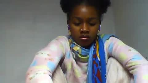 Snapshot of oooorazanasoa chatting on June 22, 5:37 am oooorazanasoa online show from June 22, 5:37 am