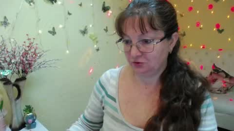 Vanessa online show from May 1, 5:12 am
