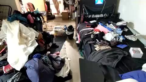 Snapshot of opalockajoe chatting on February 21, 8:07 am TsJojo online show from February 21, 8:07 am