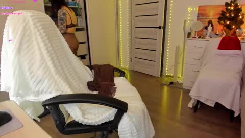 Ophelia online show from December 23, 6:22 am