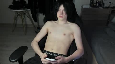 Bella and John online show from May 12, 11:13 pm