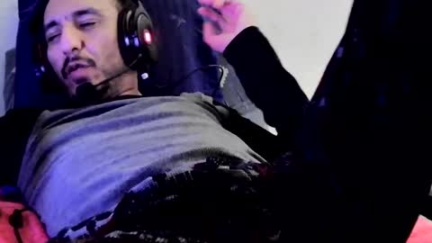 Snapshot of opps_210 chatting on January 13, 4:41 pm Stepper online show from January 13, 4:41 pm