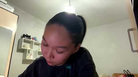 Snapshot of oracowee chatting on September 30, 5:07 pm Miha online show from September 30, 5:07 pm