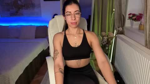 Eve Voss online show from November 23, 9:31 am