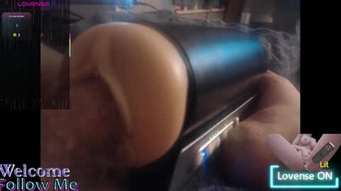 Snapshot of ordinaryhero chatting on February 17, 5:36 am CrazyCumDude online show from February 17, 5:36 am