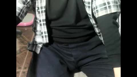 Snapshot of ore_cam chatting on June 8, 5:35 pm Ore online show from June 8, 5:35 pm