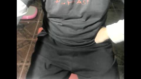 Snapshot of ore_cam chatting on June 9, 6:30 pm Ore online show from June 9, 6:30 pm