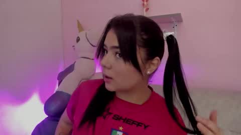 Snapshot of oriana_guzman chatting on April 30, 5:03 am Miss Guzman online show from April 30, 5:03 am