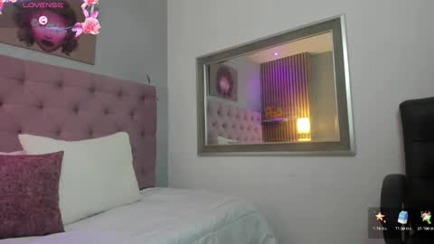 Snapshot of orion__smith chatting on September 20, 12:17 pm Orion online show from September 20, 12:17 pm