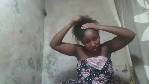 Snapshot of orsaniaa chatting on July 13, 8:50 am orsaniaa online show from July 13, 8:50 am