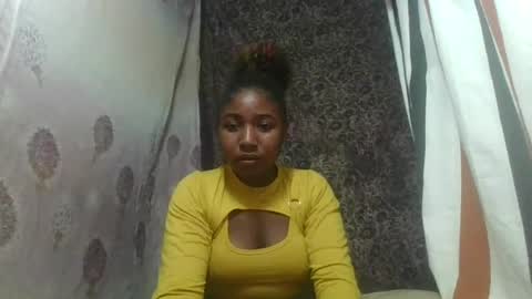 Snapshot of orsaniaa chatting on July 20, 3:25 pm orsaniaa online show from July 20, 3:25 pm