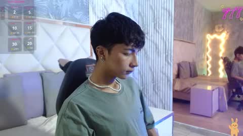 Snapshot of osamu_tay chatting on January 16, 11:36 am osamu_tay online show from January 16, 11:36 am