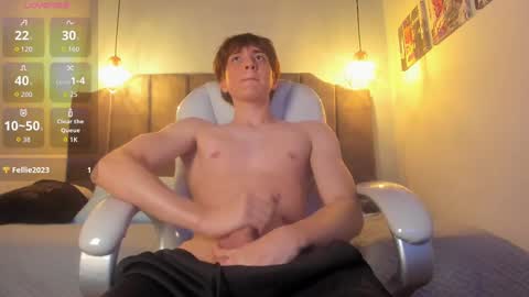 Snapshot of oscar_fox_ chatting on September 30, 4:06 am Oscar online show from September 30, 4:06 am