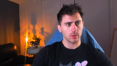 Oscar online show from October 20, 8:53 pm