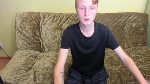Snapshot of oscar_wildy chatting on December 1, 11:47 pm Oscar online show from December 1, 11:47 pm