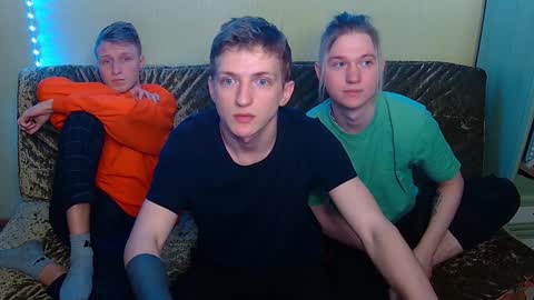 Snapshot of oscar_wildy chatting on January 19, 10:28 pm Oscar online show from January 19, 10:28 pm