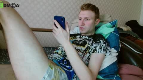 Snapshot of oscar_wildy chatting on April 5, 11:40 am Oscar online show from April 5, 11:40 am