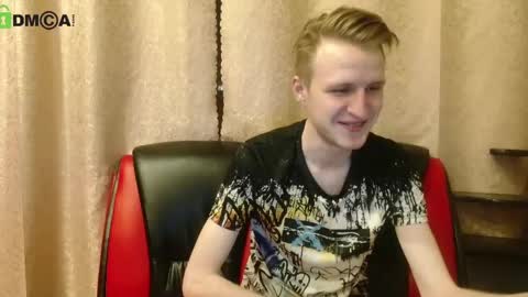 Snapshot of oscar_wildy chatting on April 12, 12:59 am Oscar online show from April 12, 12:59 am