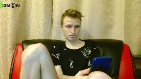Snapshot of oscar_wildy chatting on April 23, 11:18 pm Oscar online show from April 23, 11:18 pm