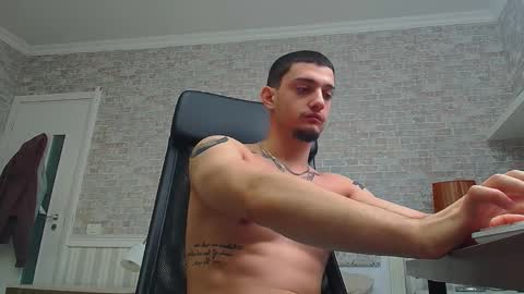 OscarGriffin online show from February 14, 6:23 am