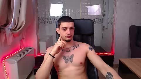 OscarGriffin online show from February 20, 6:50 am