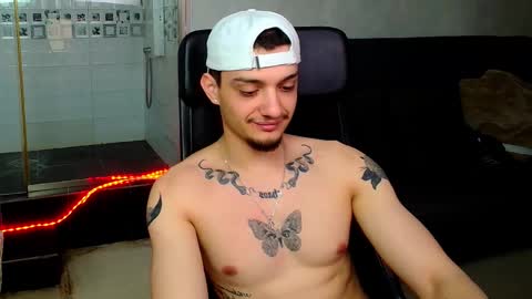 OscarGriffin online show from February 27, 6:18 am