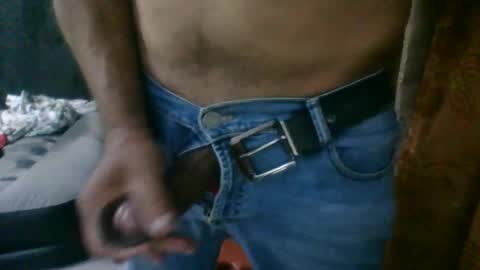 oscarjhe3512 online show from November 4, 10:31 pm