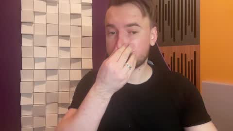 Snapshot of oscarsavage chatting on February 2, 8:46 am Oscar Steel Savage online show from February 2, 8:46 am